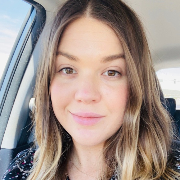 Meet your Posher, Veronica - Picture 2 of 2